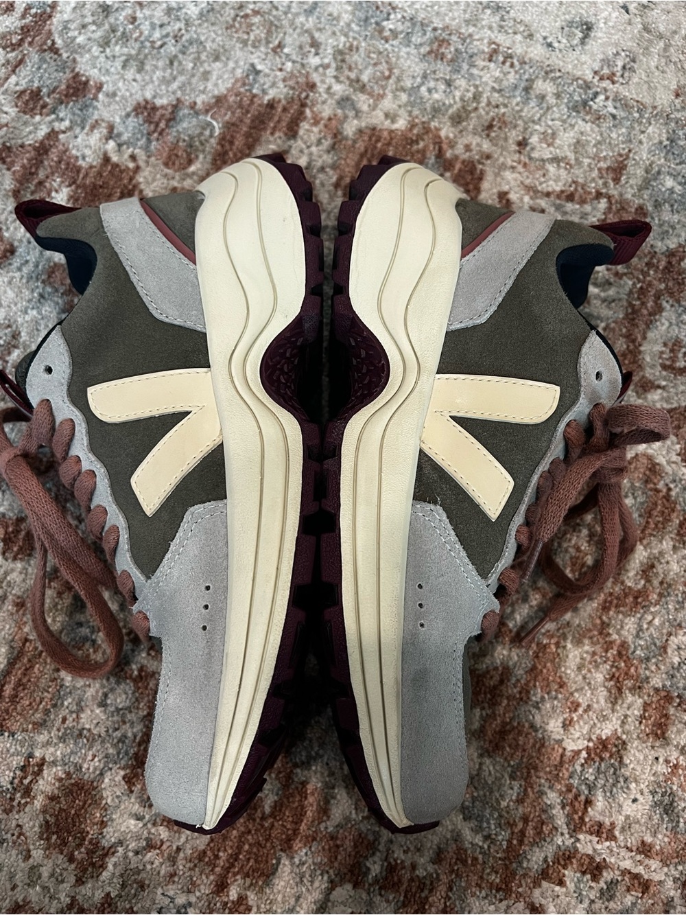 Veja Women’s Venturi Intermix Exclusive Sneakers size 37 - Picture 7 of 9